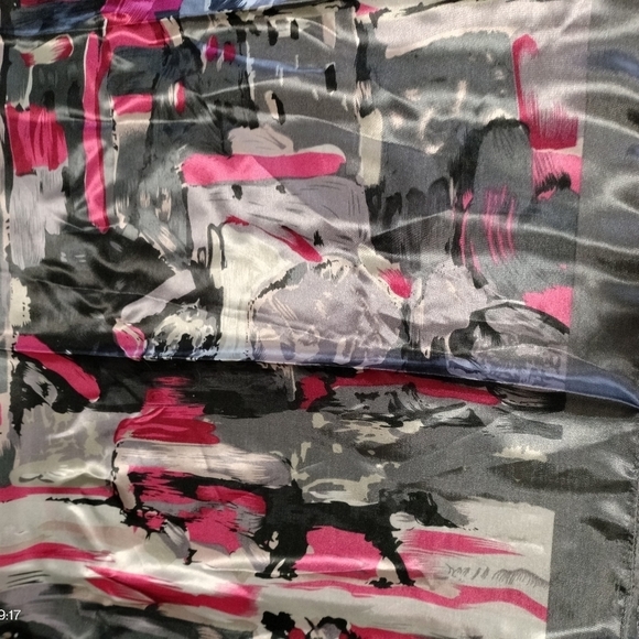 JiaYing Square Abstract Retro Multifunctional Scarf Pink black gray - Picture 4 of 8